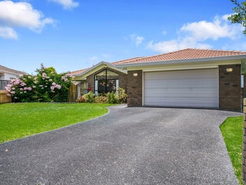 Single Level In Convenient Location