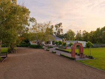 Looking for a New Custodian!