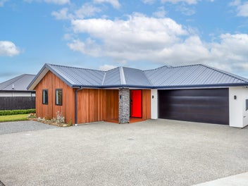 Modern Family Living with Space to Relax