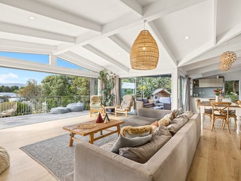 Carefree Family Fun & Sundowners