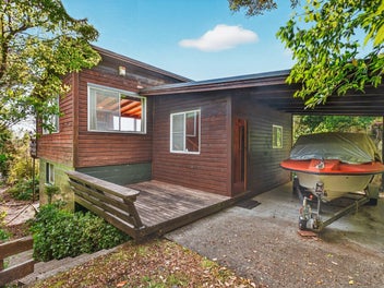 True lakeshore living