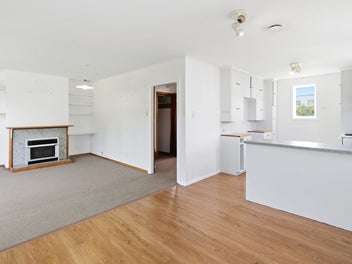 Charming house in the Heart of Johnsonville