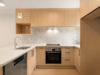 URGENT SALE - Priced $699,000