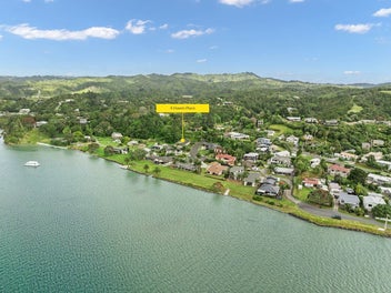 Large Family home by the beach - Ngunguru