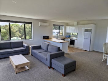 3 bed Home/AirBnB near the beach, Make an Offer!