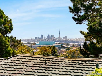 Calling All Bargain Hunters : Must Be Sold