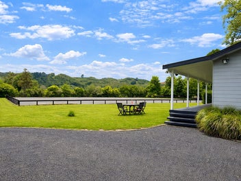 EQUINE ENTHUSIASTS - 3.58 HA OF FLAT LAND