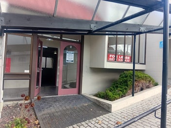 Image 1 of 25