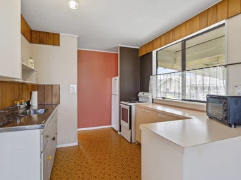 Two beds, flat section, future upside