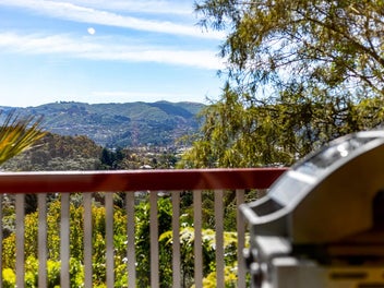 Bush Retreat with Valley Views