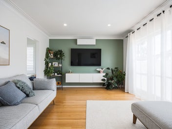 Renovated Kiwi Classic with Modern Luxury!