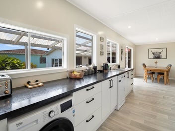 Easy living in the heart of Whanganui