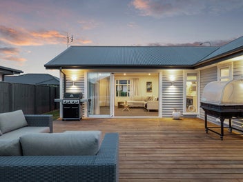 Contemporary Ease in Silverstream