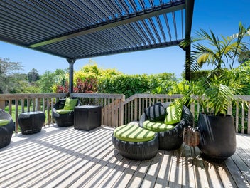 Coastal Style, Freshly Constructed Comfort