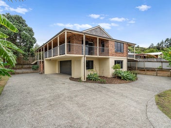 Executive harborside family home, by private sale.