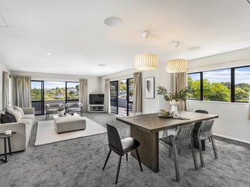 A Family Sanctuary With Views & Top Schools