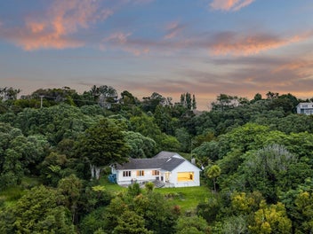 Privacy and Potential at the Beach