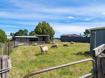 BIG SPACE. BIG LIFESTYLE. BIGGER OPPORTUNITY.