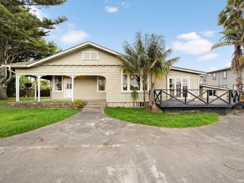 Golden Opportunity in Papatoetoe’s Golden Circle