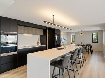 Panoramic Alpine Views Meets Modern Luxury