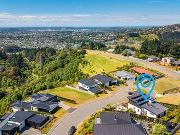 Price Reduced! Do Not Miss Out...