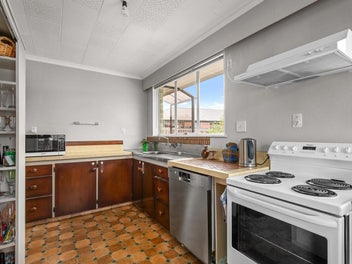 HOME & INCOME POTENTIAL