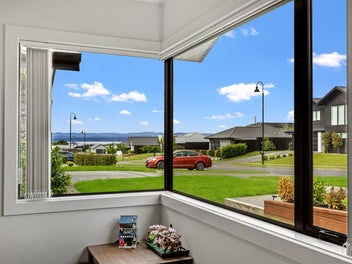 Penny Perfect in Nukuhau - Time to Move.