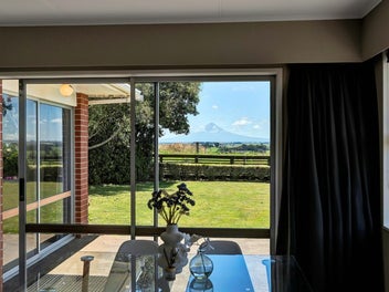 RURAL BLISS AWAITS!