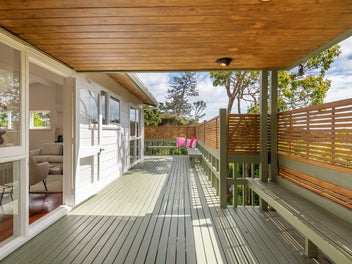 Rare Family Retreat in Hillcrest.