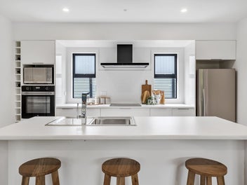 Brand new and absolutely stunning.