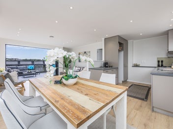 Style Space and Secluded