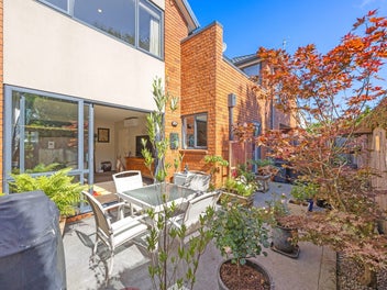 Low Maintenance Townhouse