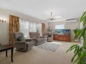 A Loved Home for 22 Years - Farewell Sale