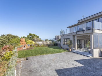 Stunning Home, Views, Apartment BEO $1,745,000