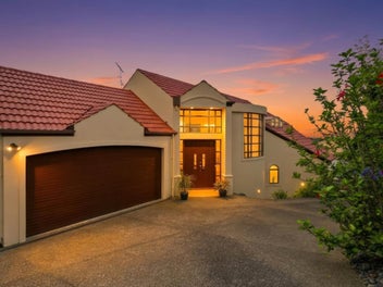 RANGI ZONE, FAMILY HOME