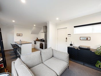 Vendor motivation is HIGH - must be sold!