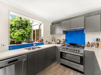 Fabulous Family Living!