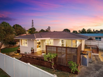 Corner-Site & Weatherboard Warmth