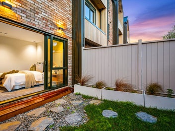 PREMIUM LUXURY HOMES SELLING NOW - 2 ALREADY SOLD!