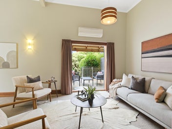 Super Sized Newtown Start or Downsize