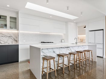 Coastal Style, Point Wells Charm