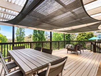 Secluded yet Central!