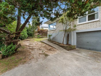 GLENFIELD GEM : Prime Location & Affordable