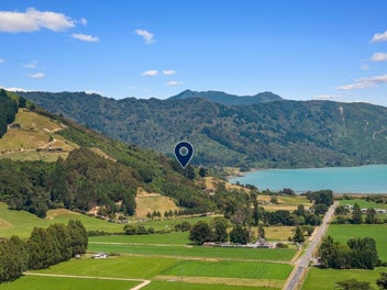 Scenic outlook, private position