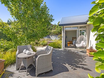 Cashmere Road Perfection. An Uncommon Opportunity