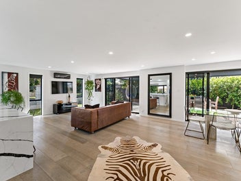 Premium Peninsula Retreat