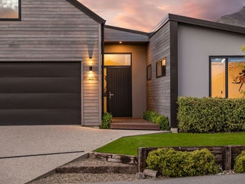 Family living in the heart of Hanley's Farm