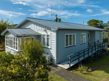 Renovator’s Delight // Must Be Sold