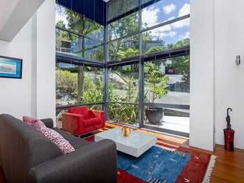 Auction 11th February 6pm unless sold prior