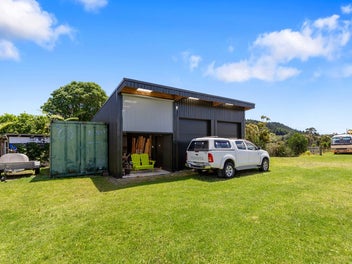 Live the Lifestyle, Love the Views